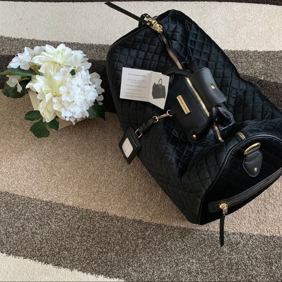 ADRIENNE VITTADINI Velvet Weekender - Picture 5 of 8